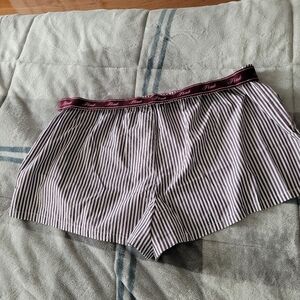 Striped sleep short, Burgundy and white